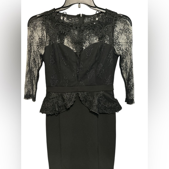 Nikibiki Women’s Lace Size Small Black 3/4 Sleeve Fully Lined Cocktail Dress NWT - Picture 1 of 11